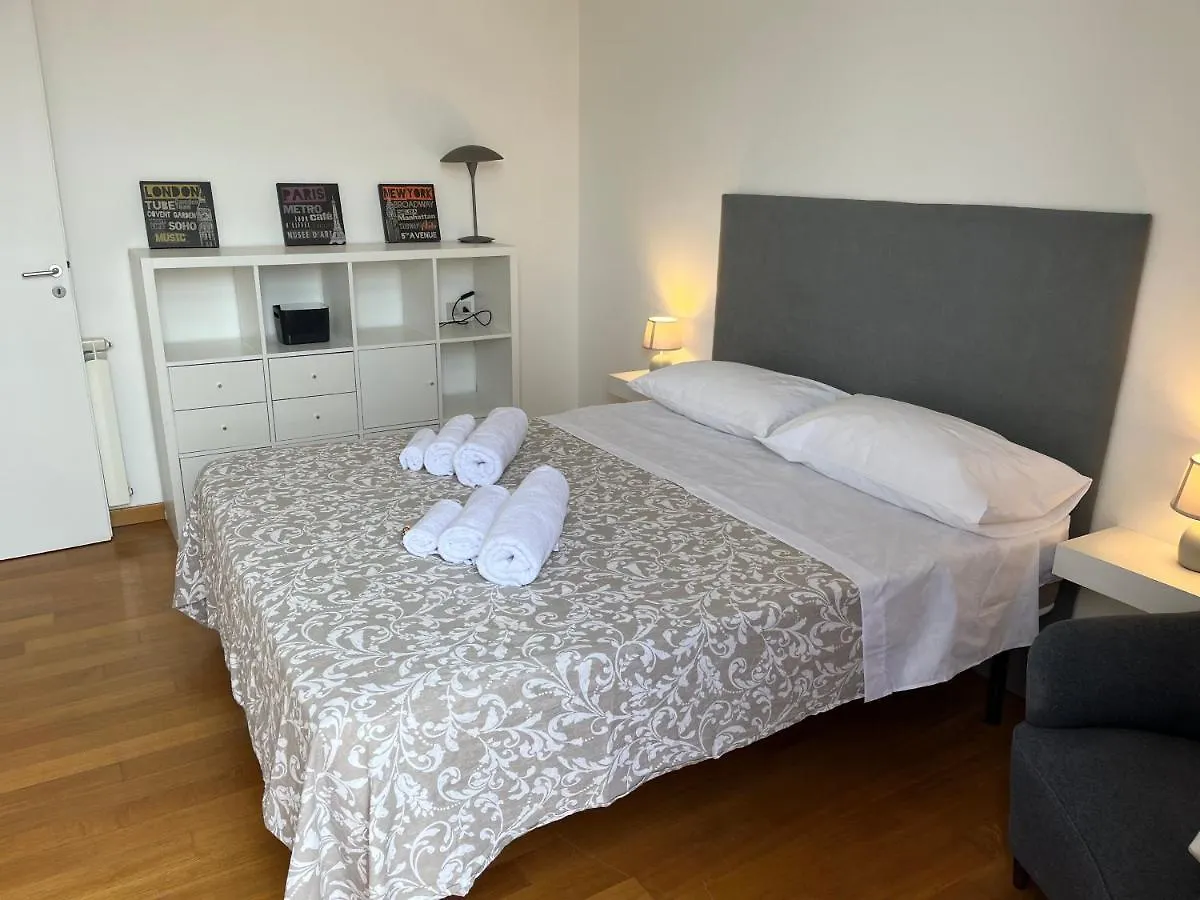 Politeama Suite In The Heart Of The City Palermo